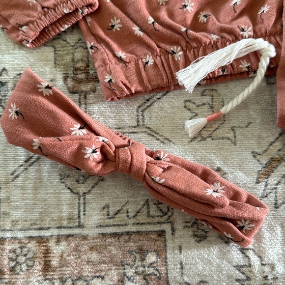 Jessica Simpson Baby Girl 3 Piece Set - Picture 3 of 10